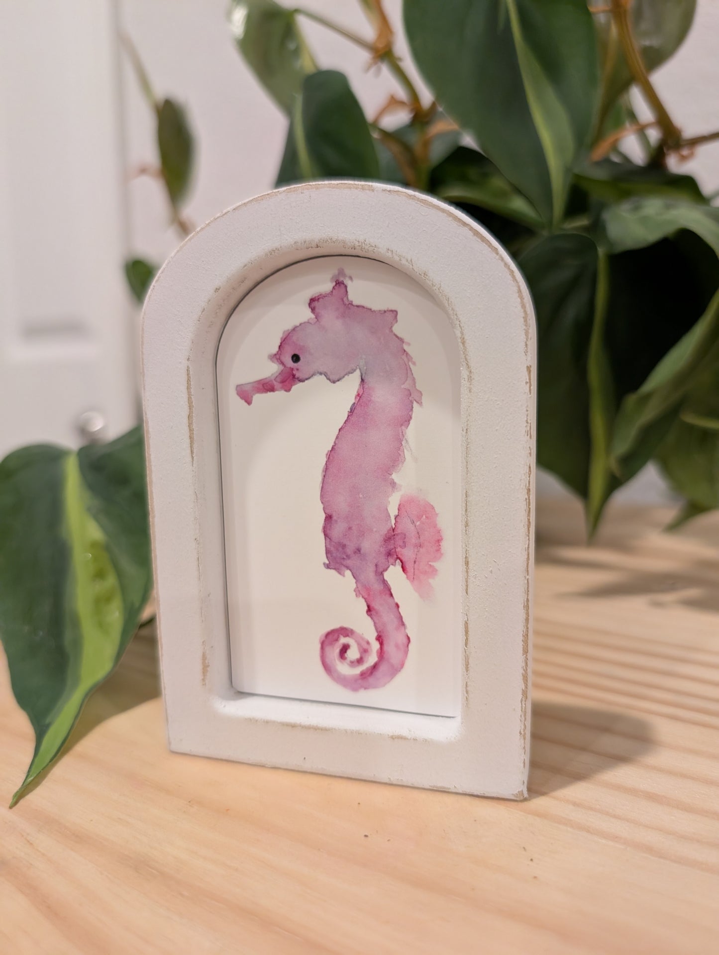 Mini Seahorse Art Print - Wood Arch Frame - Lora Cavallin Art
