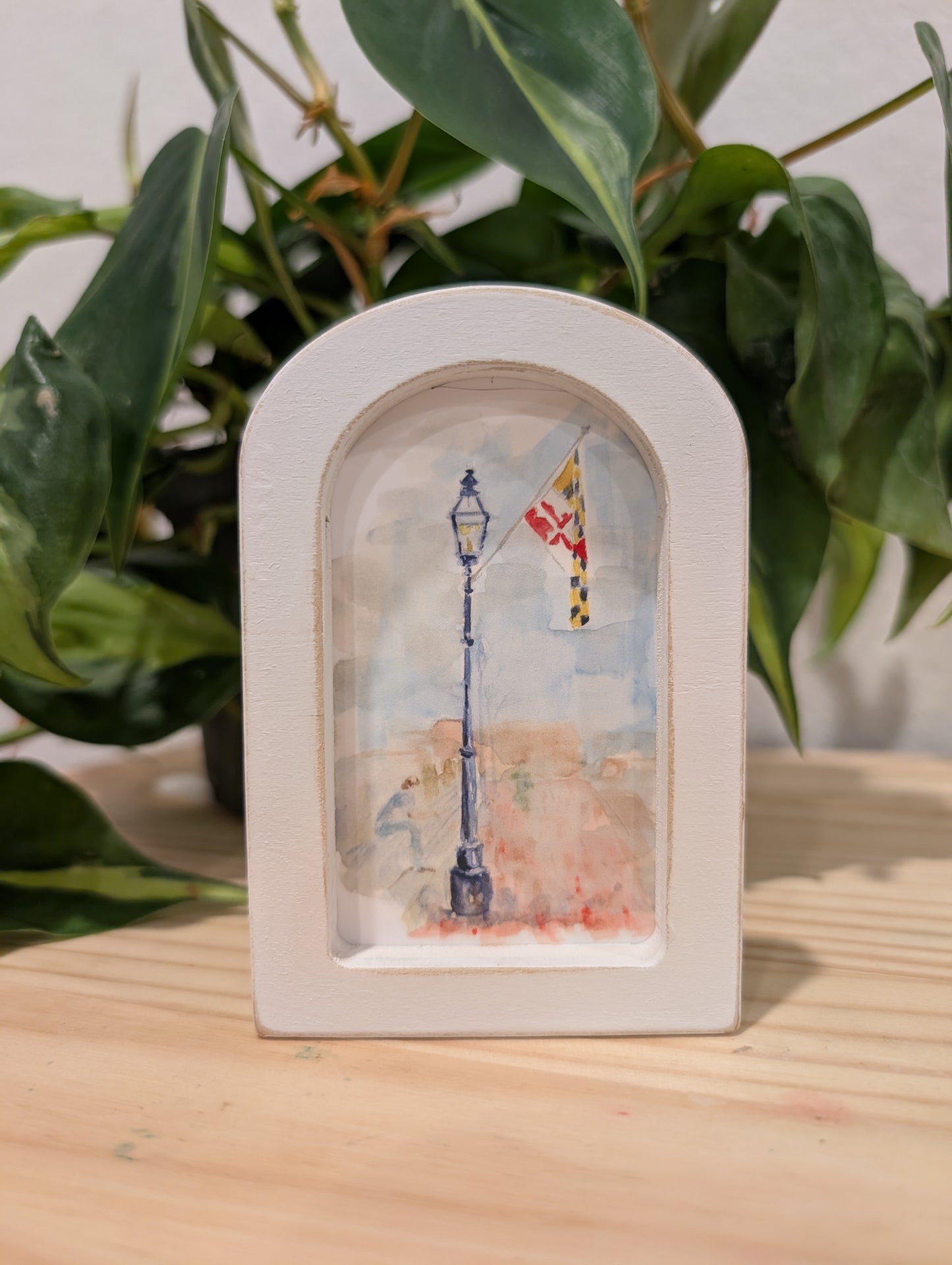 Mini Maryland Flag Art Print - Wood Arch Frame - Lora Cavallin Art