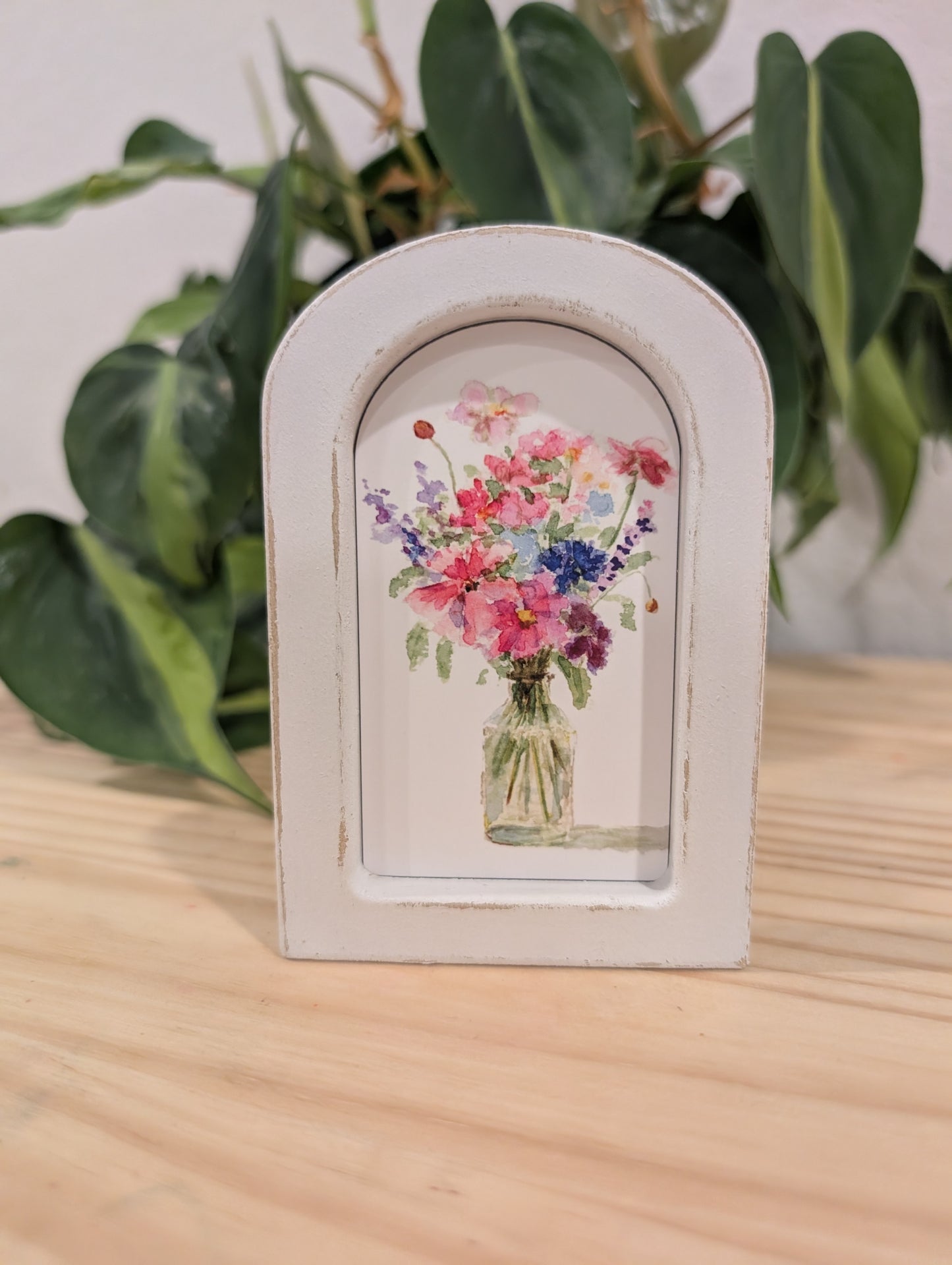 Mini Floral Print - Wood Arch Frame - Lora Cavallin Art