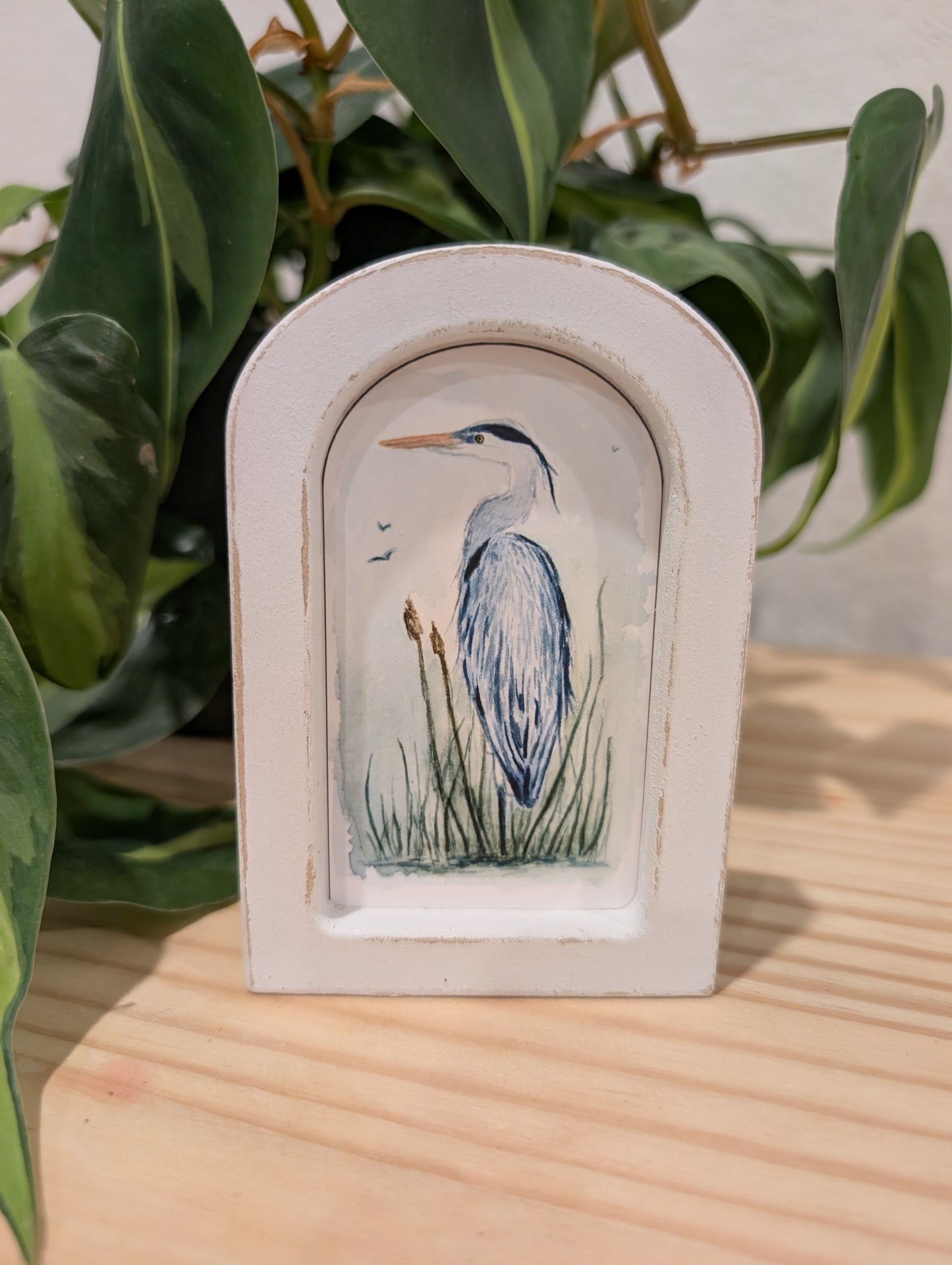 Mini Blue Heron in Reeds Art Print - Wood Arch Frame - Lora Cavallin Art