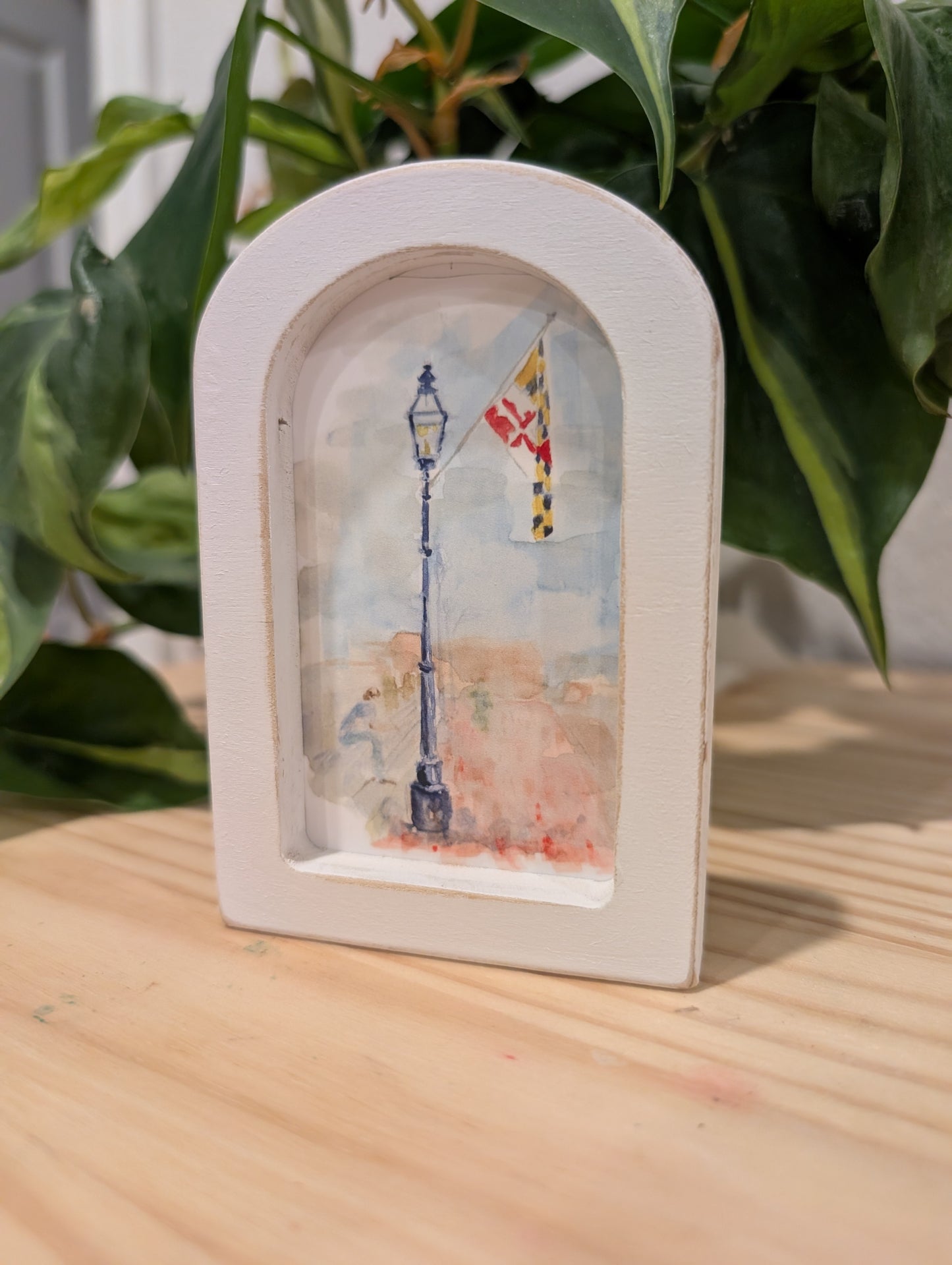 Mini Maryland Flag Art Print - Wood Arch Frame - Lora Cavallin Art