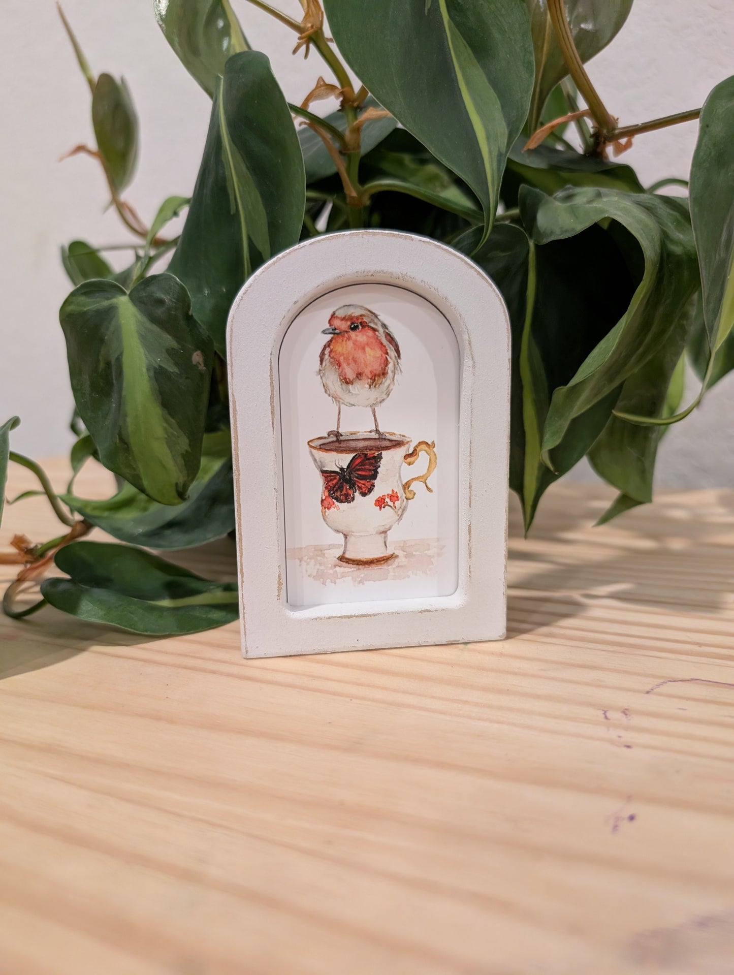 Mini Robin Bird on Teacup Art Print - Wood Arch Frame - Lora Cavallin Art